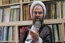 آیت الله غرویان:می‌خواهند پزشکیان را زمین بزنند!
