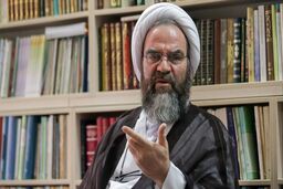 آیت الله غرویان:می‌خواهند پزشکیان را زمین بزنند!
