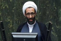 نماینده مجلس: ما در انتشار اسناد لانه جاسوسی در کتب درسی غفلت کردیم