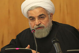 روحانی: مردم ایران کمر دولت آمریکا را شکستند