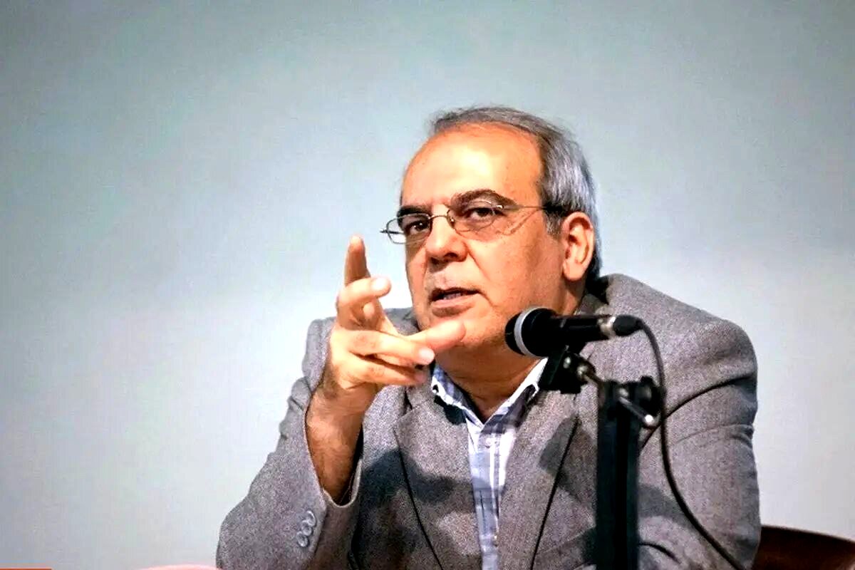 عباس عبدی:تندروها؛ چرا متوجه نیستید نظام از شما عبور کرده است