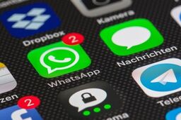 واتس آپ : از این دسته از کاربران شکایت می کنیم