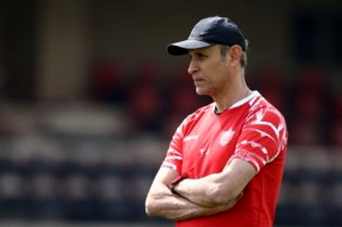 باشگاه پرسپولیس: حضور مربی خارجی کذب است
