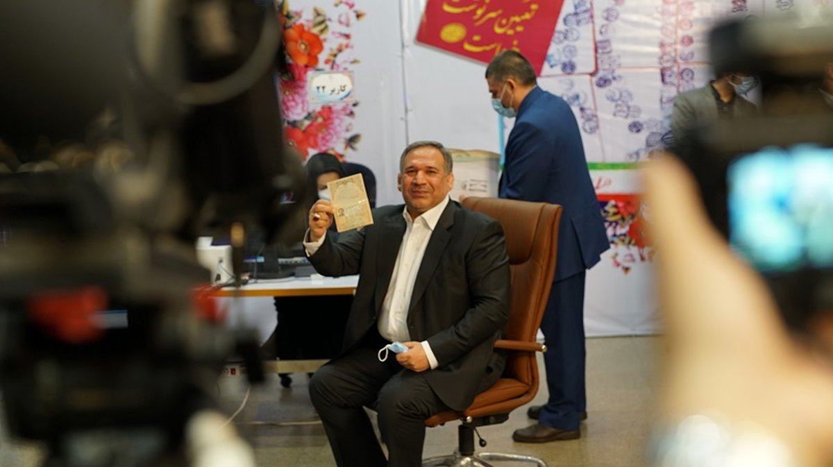 وزیر اقتصاد احمدینژاد داوطلب انتخابات ریاست جمهوری شد