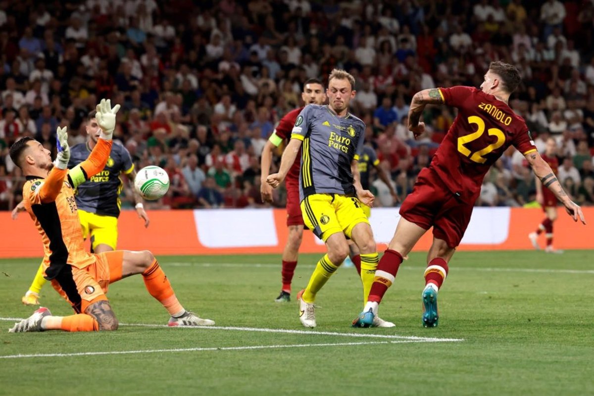 ستاره همیشه مصدوم، حالا قهرمان یک پایتخت (عکس)