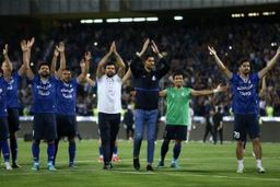 رکوردشکنی  سید حسین با شلوار جین!