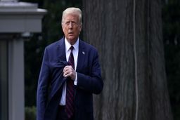 ترامپ پیشنهاد تولید مازاد واکسن کرونا برای آمریکایی‌ها را رد کرد