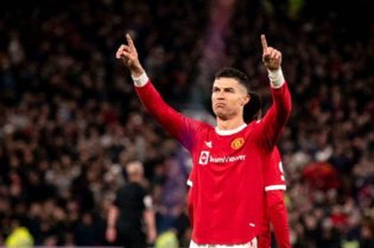 ادای احترام  رئالی ها به رونالدو؛ تشویق CR7 در برنابئو