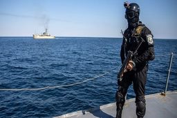 فایننشال تایمز: رزمایش ایران، روسیه و چین اقدامی کاملا حساب‌شده بود