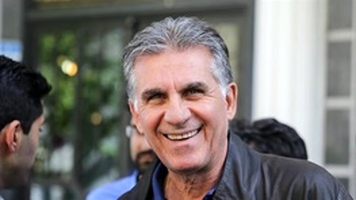 کارلوس کیروش:در زمان مناسب پاسخ حرفهای بزدلانه کریمی را میدهم/کریمی:بزدل بودم الان اینجا نبودم!