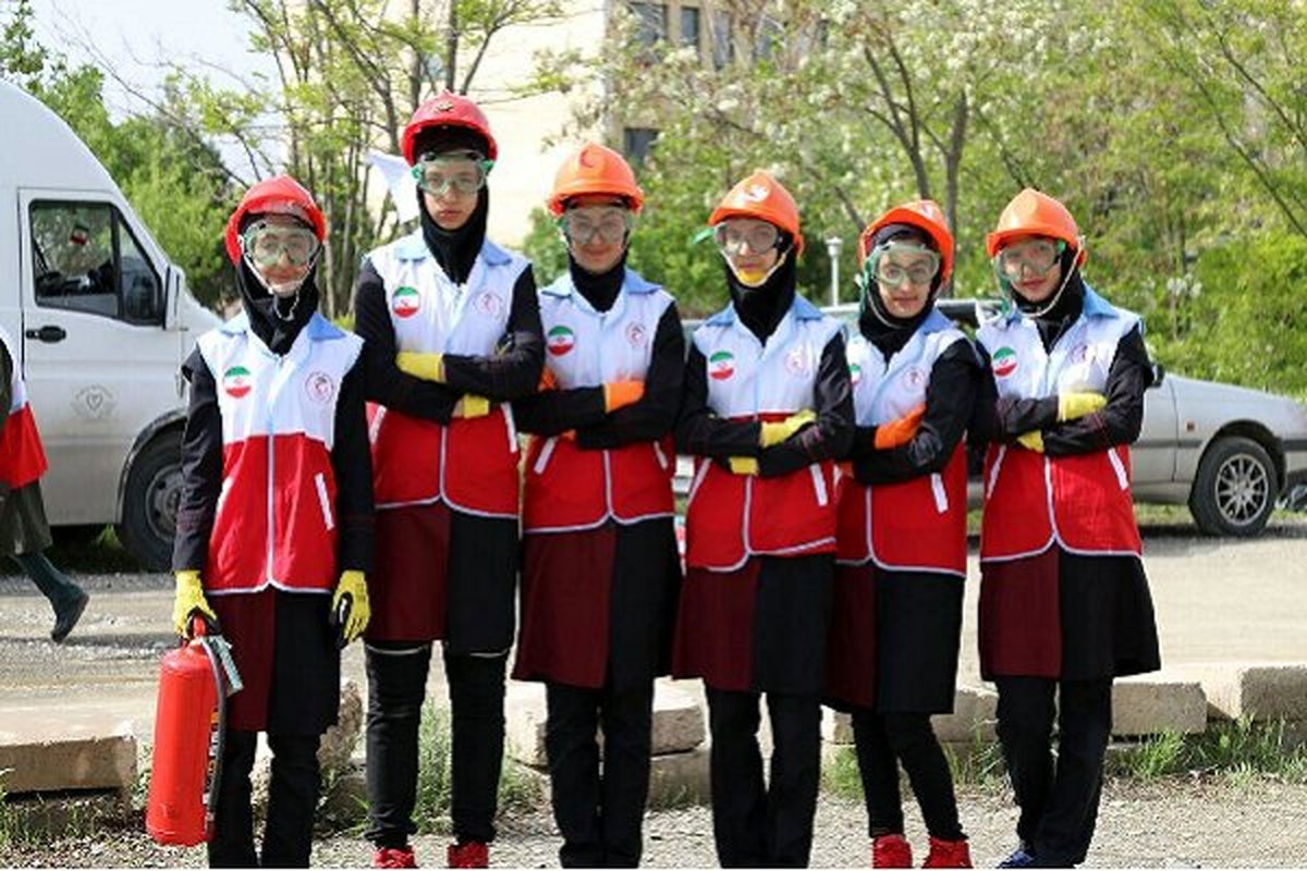 پیوستن یک میلیون و ۴۰۰ هزار دانشآموز به هلال احمر تا پایان سال