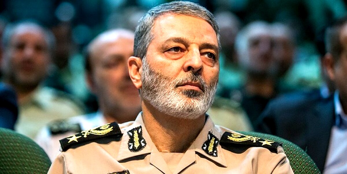پیام فرمانده کل ارتش در پی حادثه ناو کنارک و شهادت سپیدپوشان نیروی دریایی
