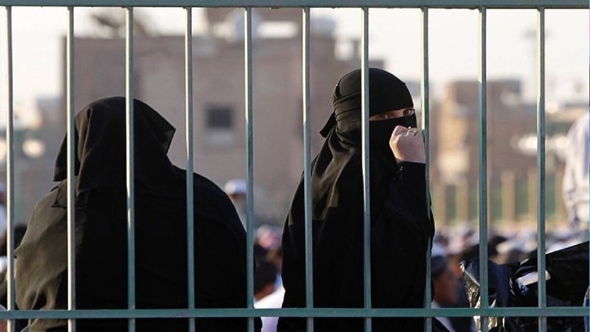 زنان عربستانی از زندان‌های آل‌سعود چه می گویند؟ 