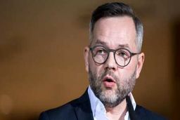 بررسی ضرب الاجل ایران درخصوص برجام ضروری است