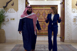 چرخش بن سلمان از آمریکا به سمت ایران برای نجات خودش است