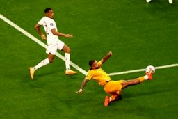 گزارش زنده، قطر 0 - هلند 0