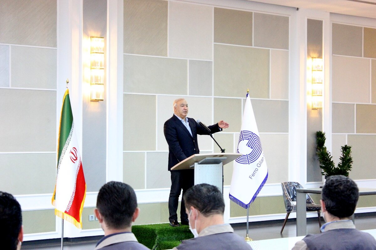 درخصوص چگونگی افزایش توان رقابتی حوزه فولاد در مقابل رقبای داخلی و خارجی