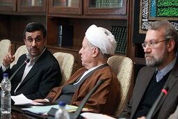 فراز و فرود‌های اقتصاد سیاسی جمهوری اسلامی