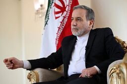 عراقچی:نتانیاهو با وقاحت می‌کوشد مسیر جنگ را به ترامپ دیکته کند