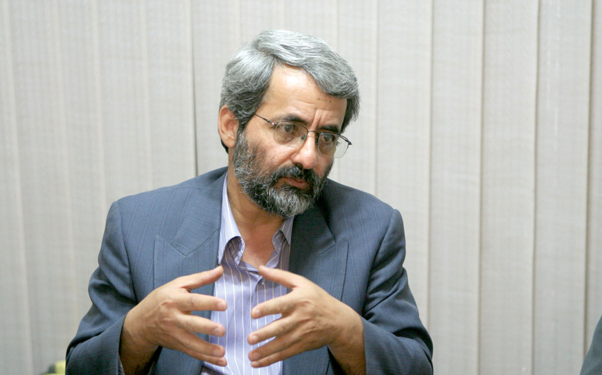 روحانی همچنان در فضای انتخابات است