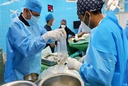 بانوی گناوه‌ای فرشته نجات بیماران نیازمند شد