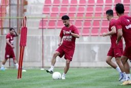  زا مهران: پنالتی عارف غلامی محرز بود