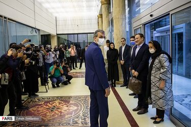 آزادی گروگان ایران