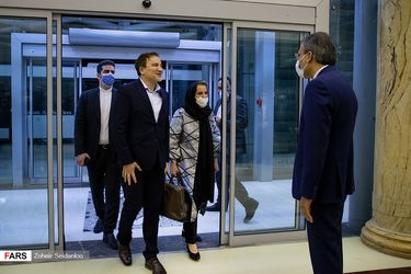آزادی گروگان ایران