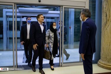 آزادی گروگان ایران
