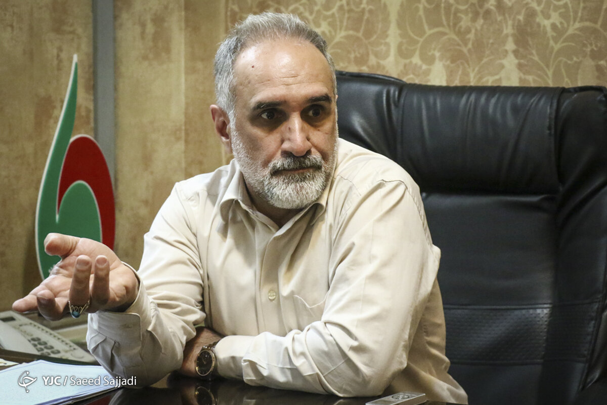 حکیمی‌پور: قانون نباید چون لباس برای تن افراد دوخته شود