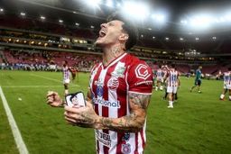 اولین خارجی مدنظر ساپینتو؛ بازهم ژان کارلوس!