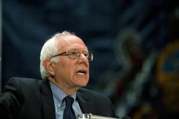 انتقاد برنی سندرز از طرح دولت ترامپ برای کاهش مالیات