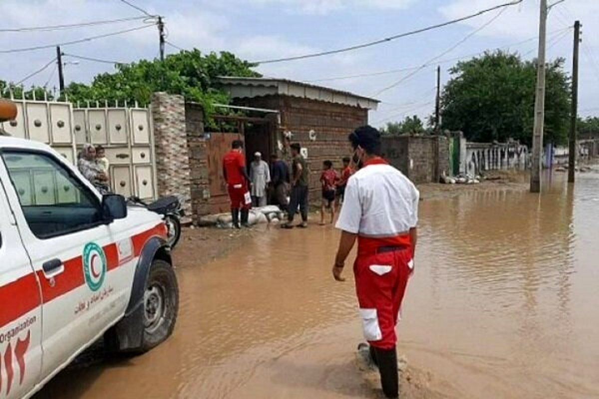 امدادرسانی هلال احمر به ۲۷۰۰ نفر در سیلابهای اخیر