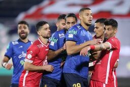 استقلال 167 میلیون برگه سهم فروخت، پرسپولیس 162