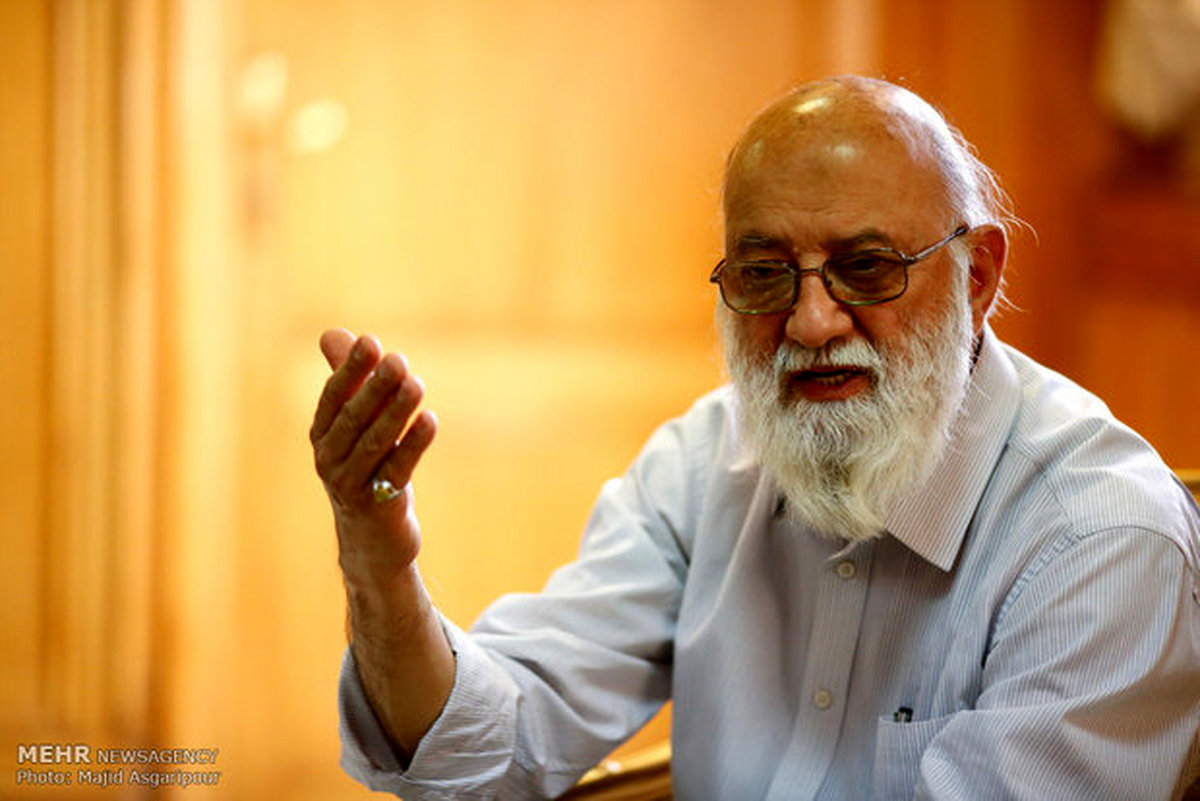 مهدی چمران :عضو علیالبدل میمانم استعفا نمیدهم/من فقط گفتم قبایی برای آمدن به شورای شهر پنجم ندوختم