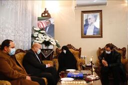 دیدار قالیباف با خانواده شهید فخری زاده