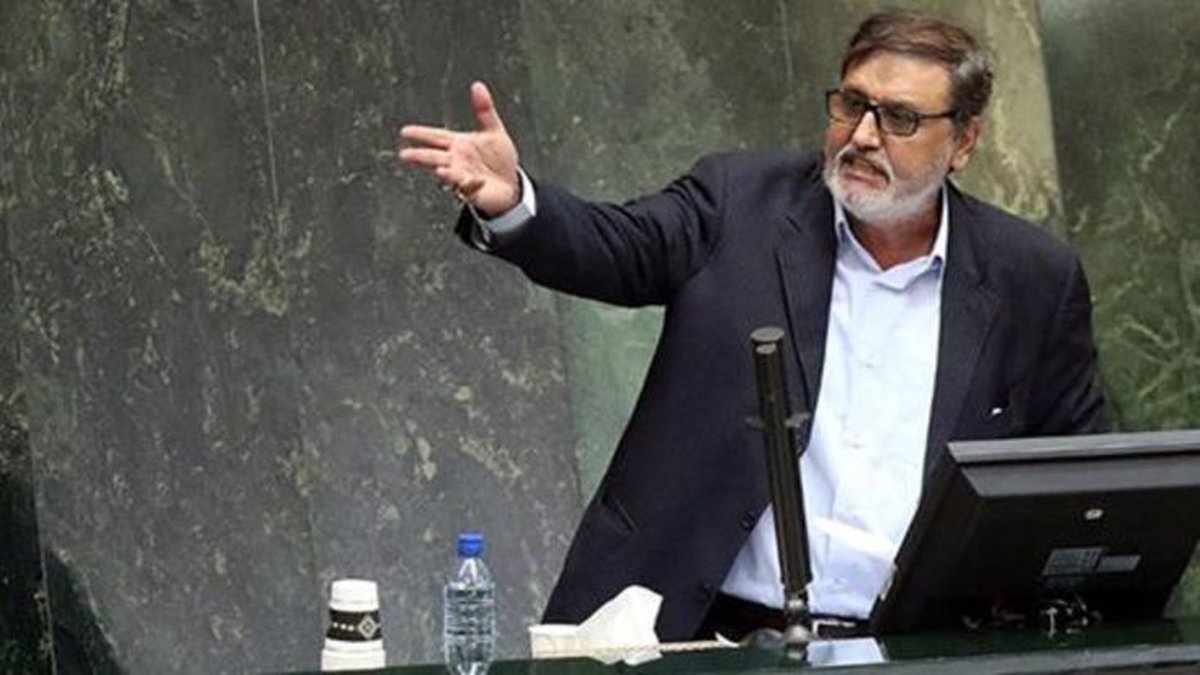 طعنه عضو پایداری به برخی اصولگراها: به آخرتشان بپردازند