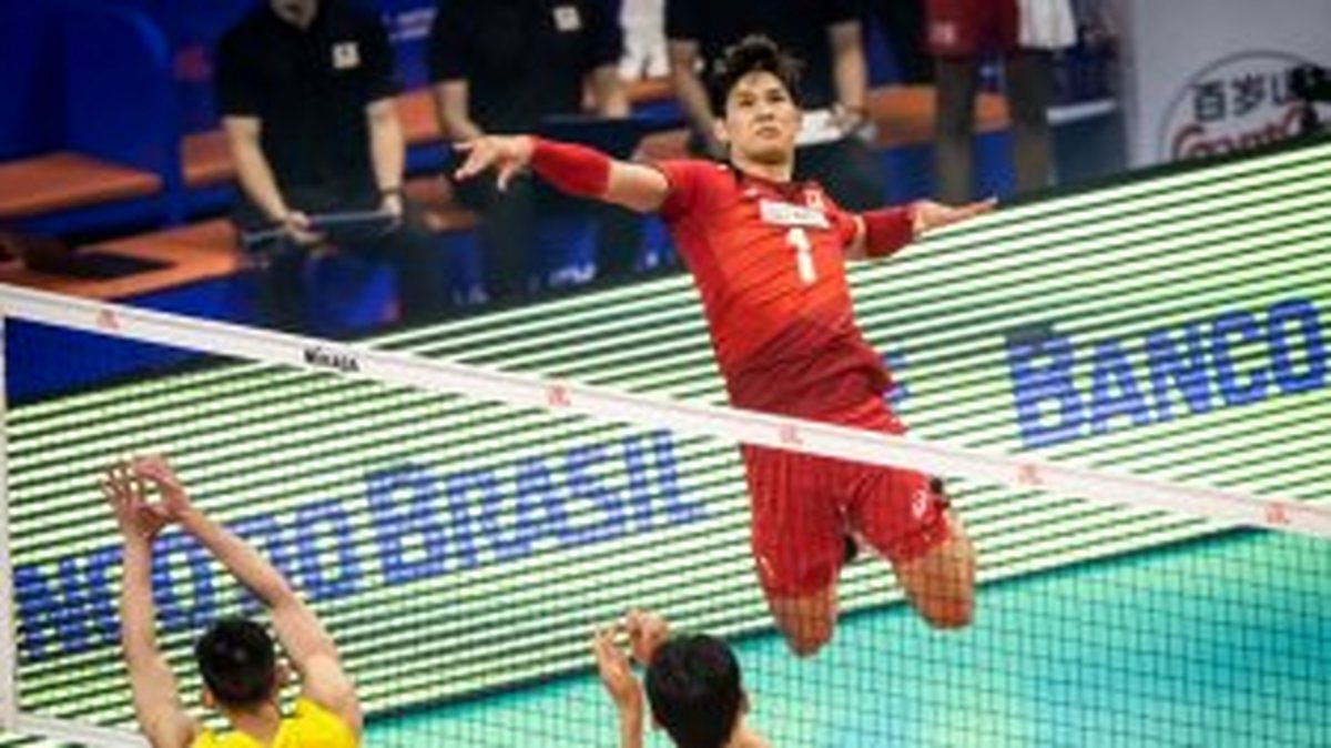 شگفت‌انگیز؛ یکی جلوی این بازیکن را بگیرد (عکس)