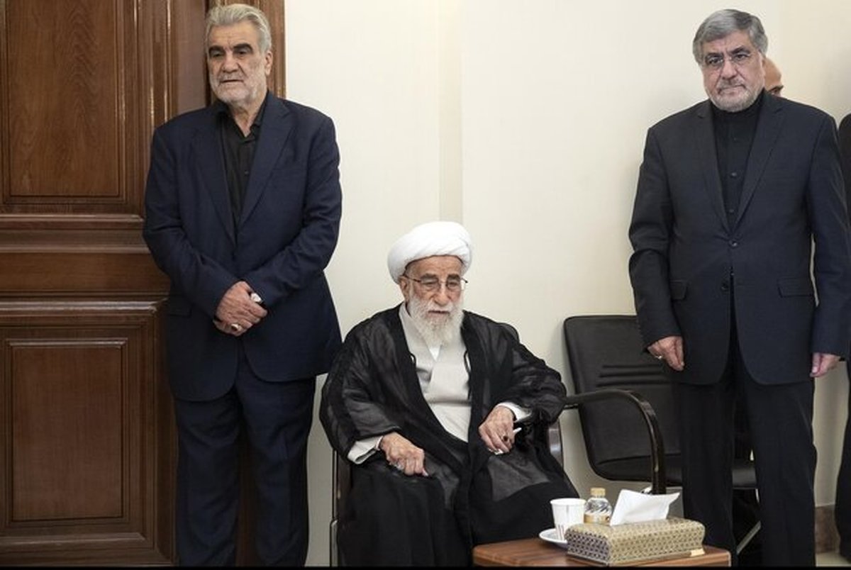 مراسم ترحیم همسر آیتالله جنتی با حضور مقامات و چهرههای سیاسی برگزار شد