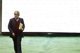 واکنش‌نمایندگان به رد اعتبارنامه تاجگردون در مجلس