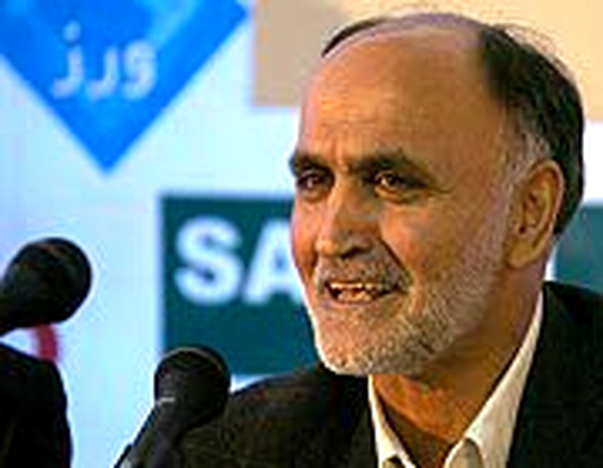 اولیایی: امیدوارم مجوز استادیوم آزادی فریب نباشد