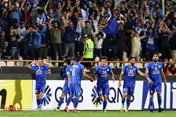 لغو بازی استقلال برابر کارلسروهه آلمان