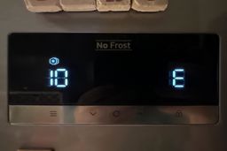 علت ارور دادن یخچال + راهکار رفع آن 
