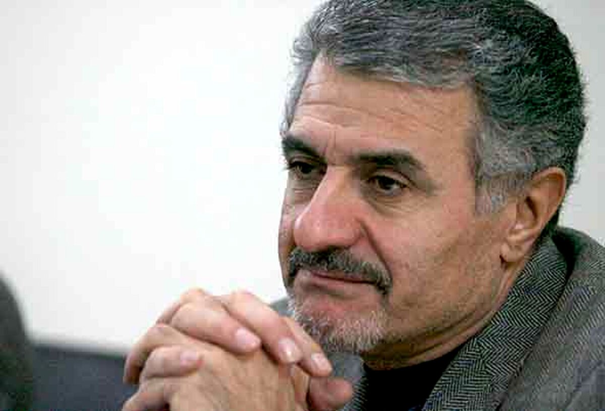 صفایی فراهانی:هیچ اصلاح طلبی فکر نمی کرد روحانی اصلاح طلب است/ بعید است مردم از مواضع اصلاح طلبی عقب نشینی کرده باشند/ می دانستیم تیمی که به مجلس می فرستیم بهترین افراد نیستند/ وقتی راه‌های مختلف را می بندند همان اتفاقات دی ماه می افتد