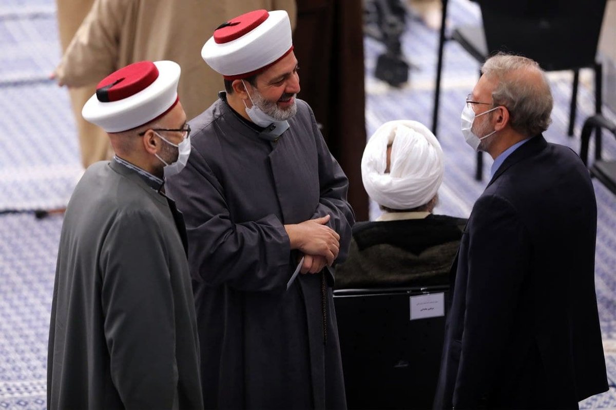 حضور لاریجانی در دیدار میهمانان کنفرانس وحدت اسلامى با رهبر انقلاب