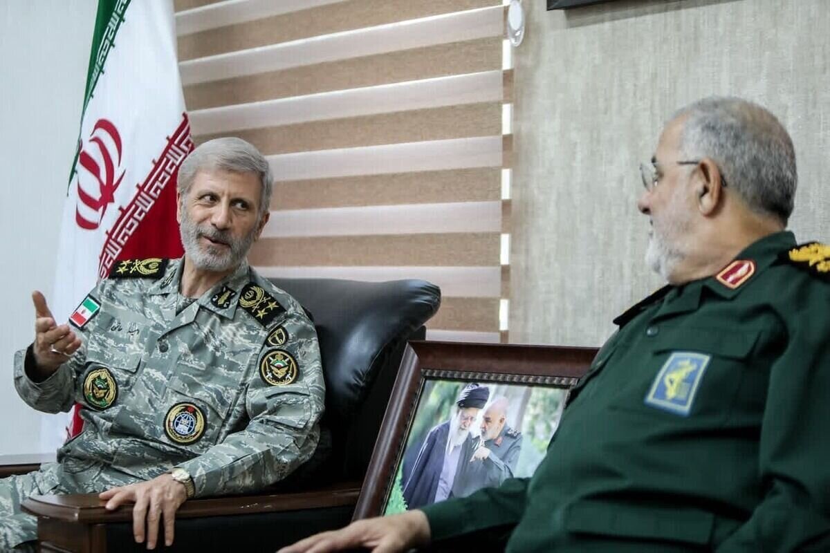 جلسه هماهنگی جنگی ارتش و سپاه