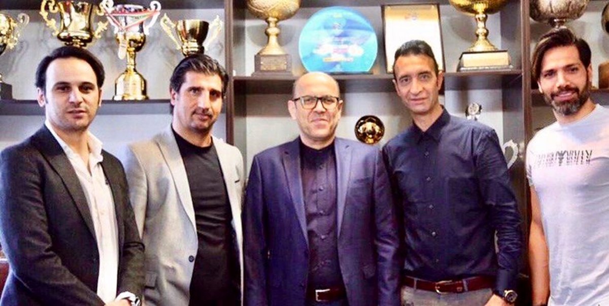 رشید مظاهری دروازه بان منتخب سعادتمند می شود
