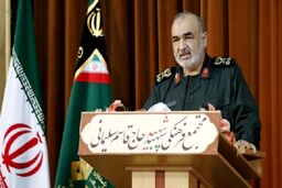 سرلشکر سلامی: انتقام خون حاج قاسم گرفته خواهد شد


