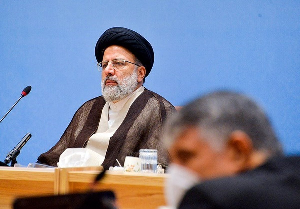 رئیسی میراثدار اقتصادی زمینگیر