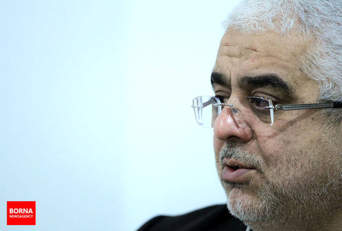 جعفرزاده ایمن‌آبادی: چرا با احمدی‌نژاد برخورد نمی‌شود؟